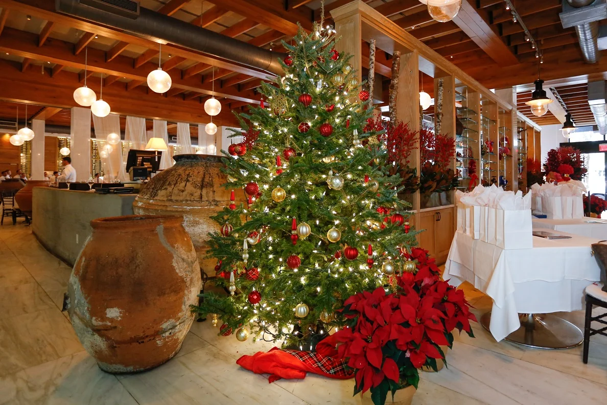 Trang trí nhà hàng Giáng Sinh