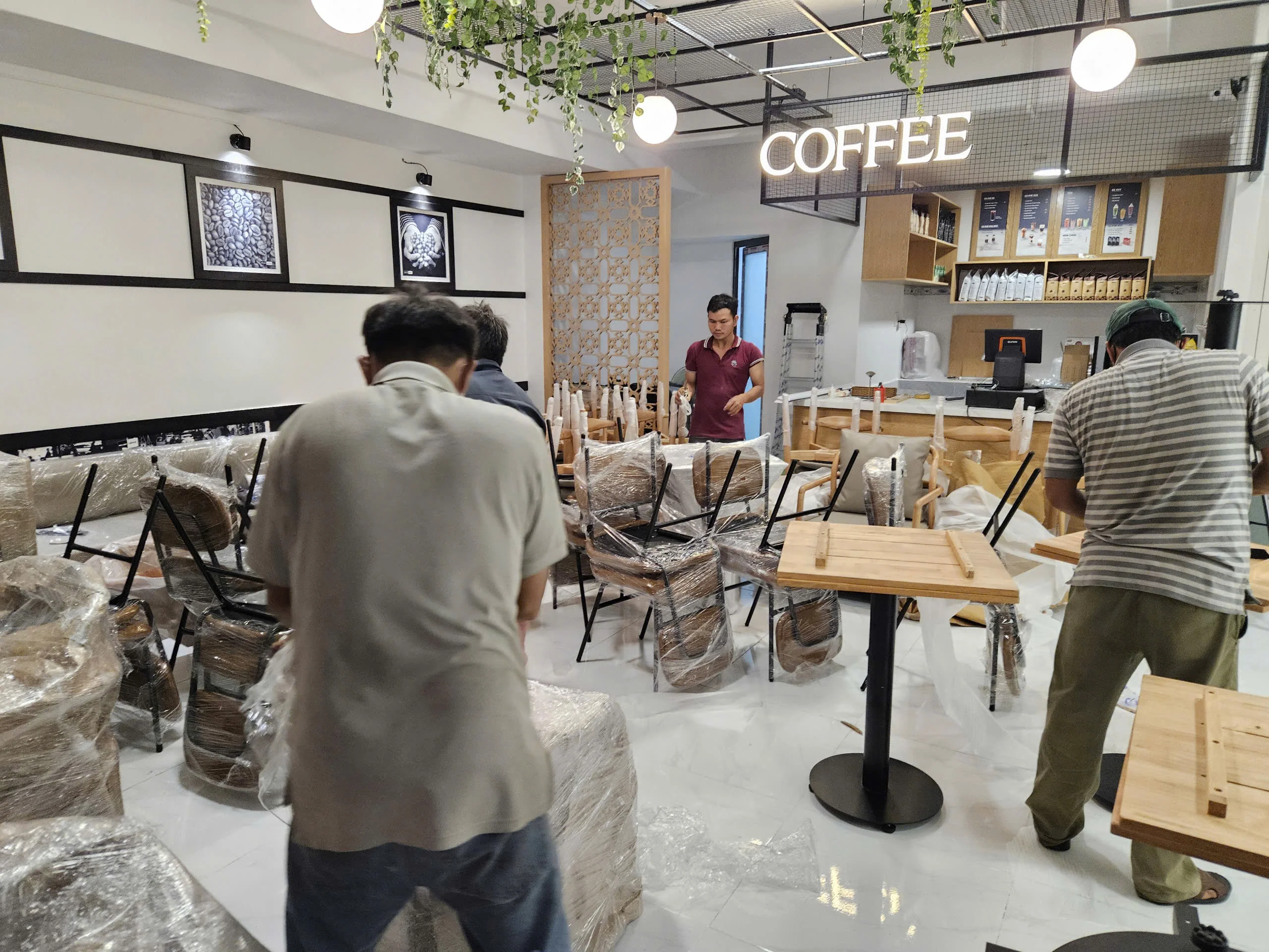 Thiết kế và thi công nội thất Milano Coffee