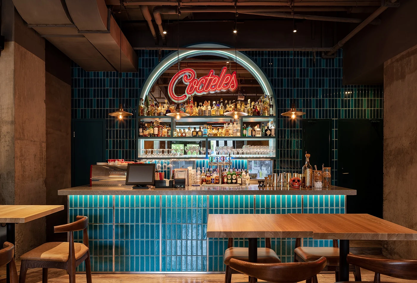 Thiết kế quán bar