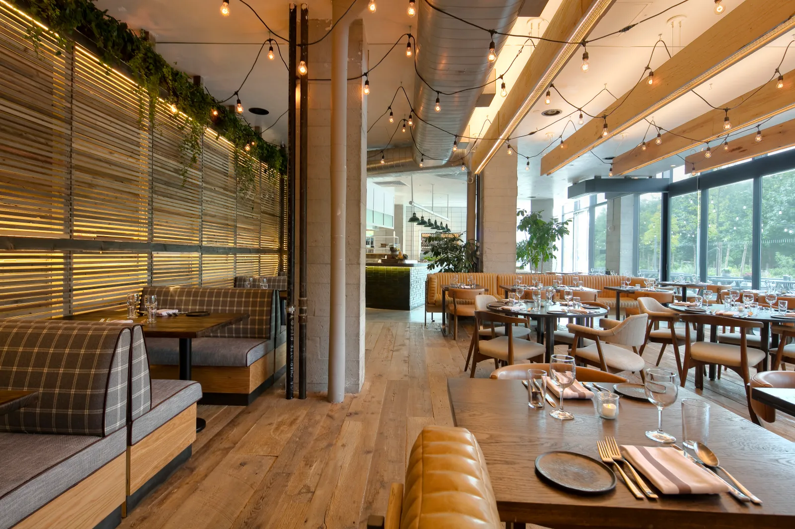 Lưu ý khi thi công nhà hàng