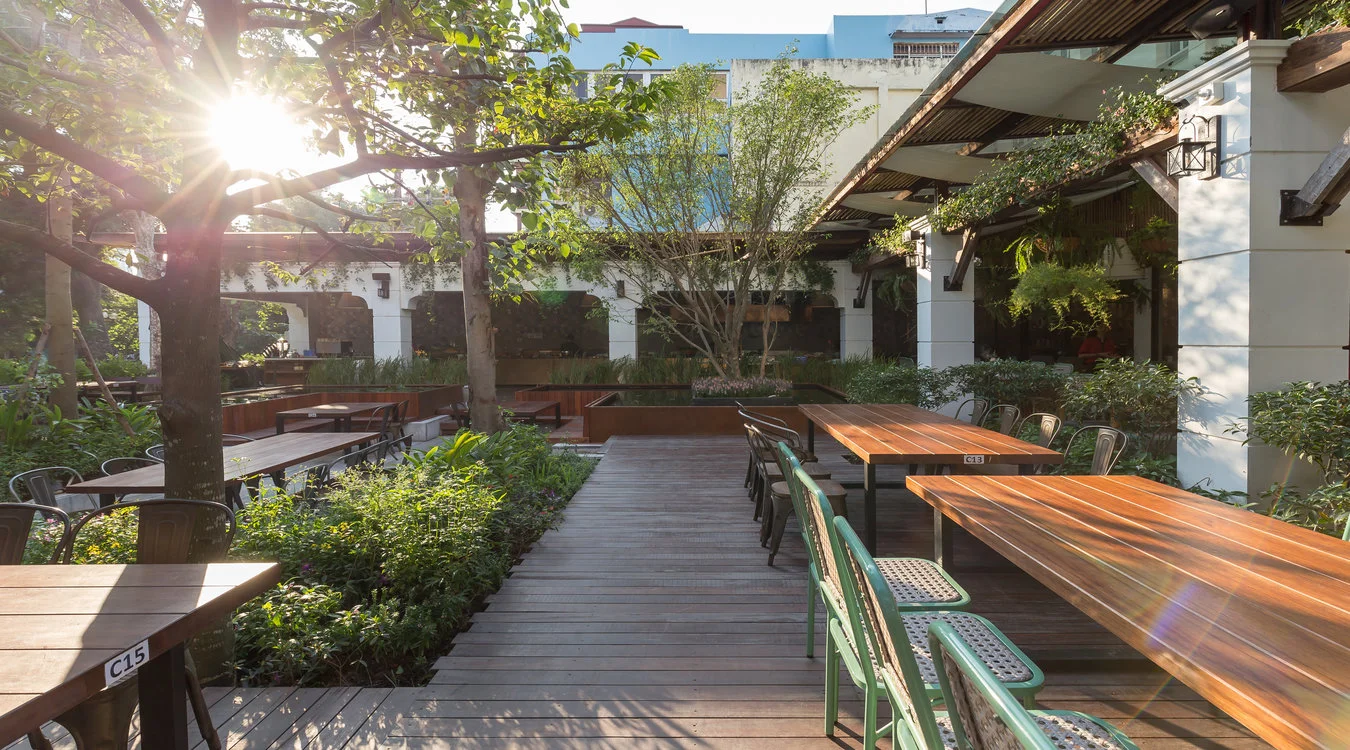 Cảnh quan trong thiết kế nhà hàng sân vườn