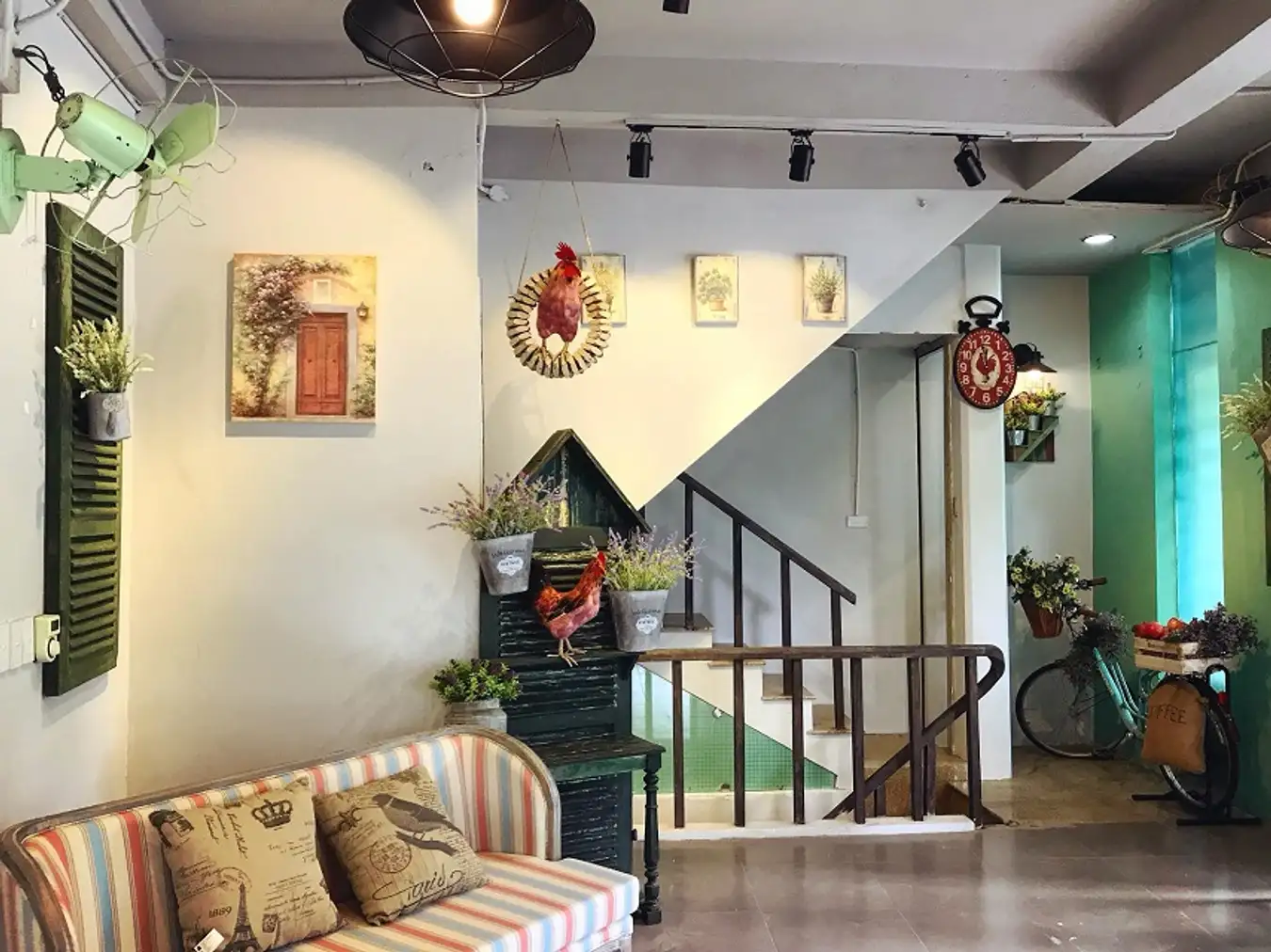 thiết kế quán cafe vintage đầy tinh tế