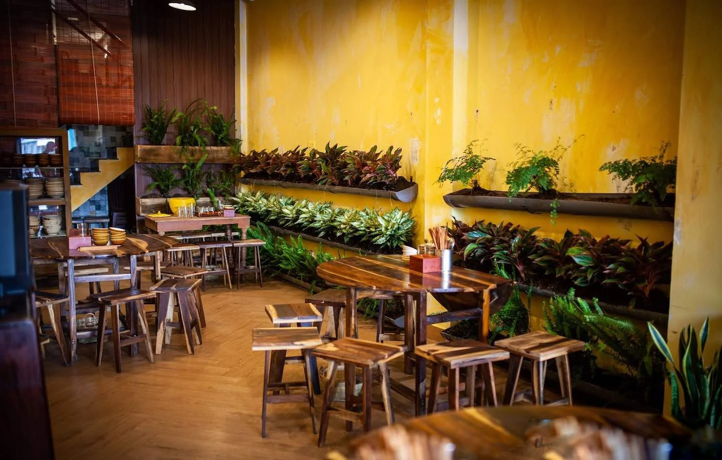 trang trí quán ăn gia đình