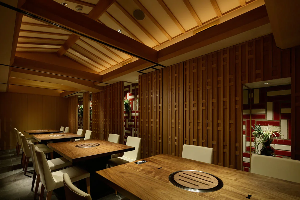 Trang trí nội thất nhà hàng